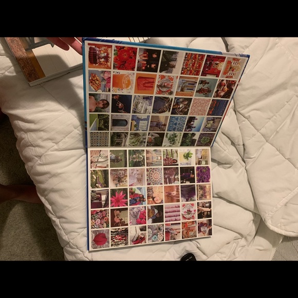 Tory Burch in color Book - Picture 5 of 5